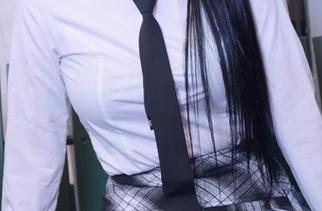 观看Bomi(普美)的条纹女仆合集，真是意外的可爱与惊喜！