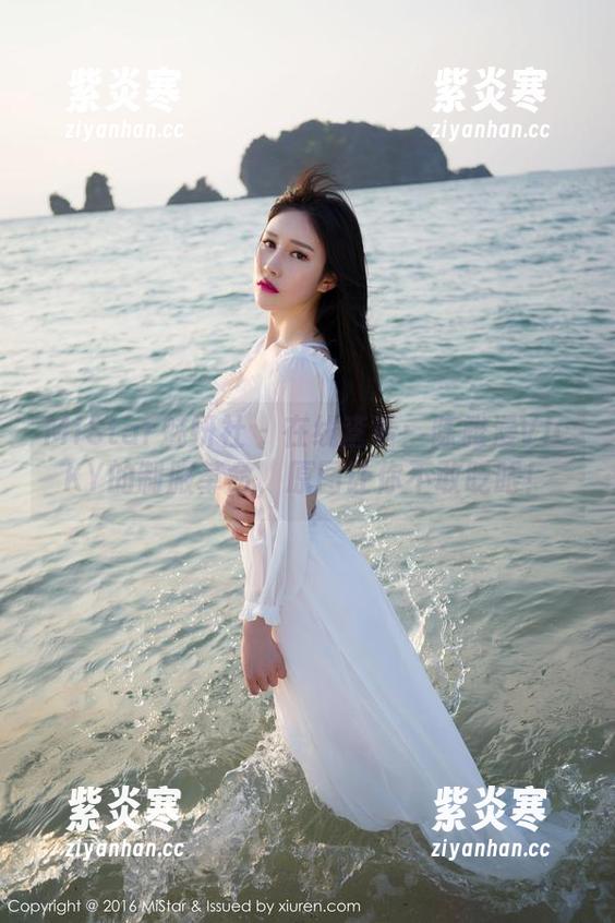 MiStar魅妍社 - 在线查看：陈雅漫VICKY的制服革命，原图让你不敢眨眼！