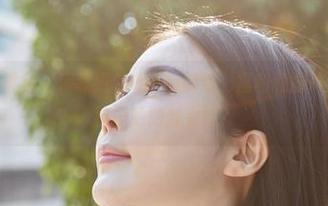 MiiTao蜜桃社 – 索菲娅Sophia御姐：福利和图片并存，谁能抗拒她的魅力呢？