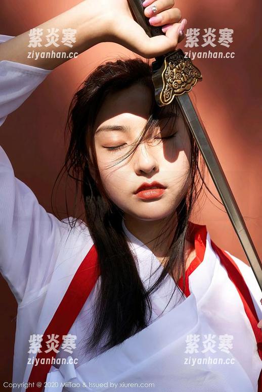 MiiTao蜜桃社 - 揭秘陌子Mandy：图库里那些让人心动的美腿资源