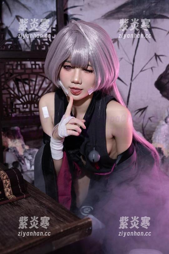 福利看腻了？不妨试试PoppaChan的赛蕾丝汀Kuroinu图集，保证眼前一亮。