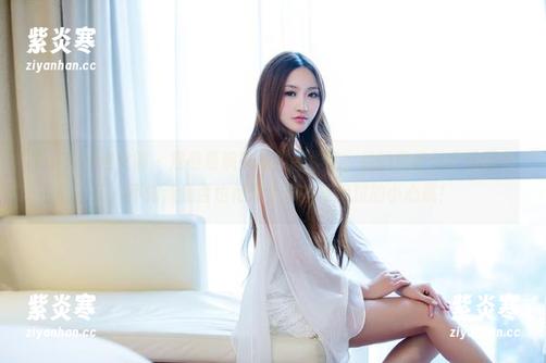 TuiGirl推女郎 - 观看夏婉婉的校服作品，我的青春似乎又回来了，不知道是否也得带上那些年追过的小心跳！