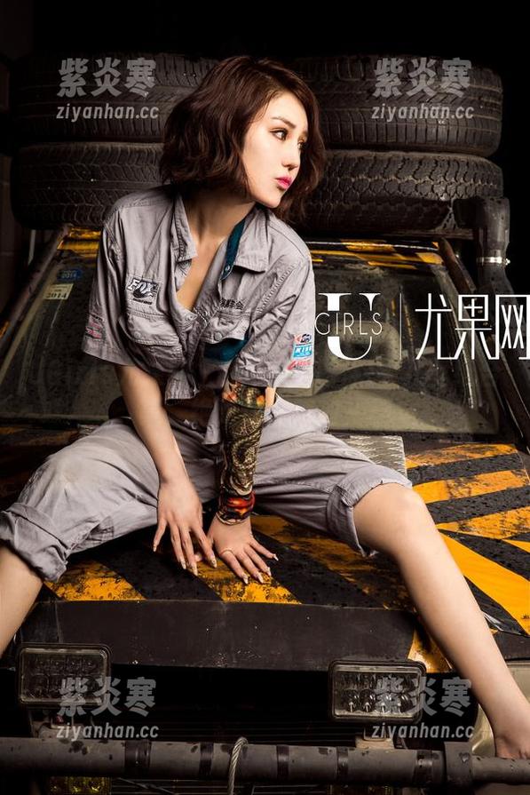 UGirls尤果网 - 皮衣诱惑：松果儿壁纸合集，绝对让你眼前一亮