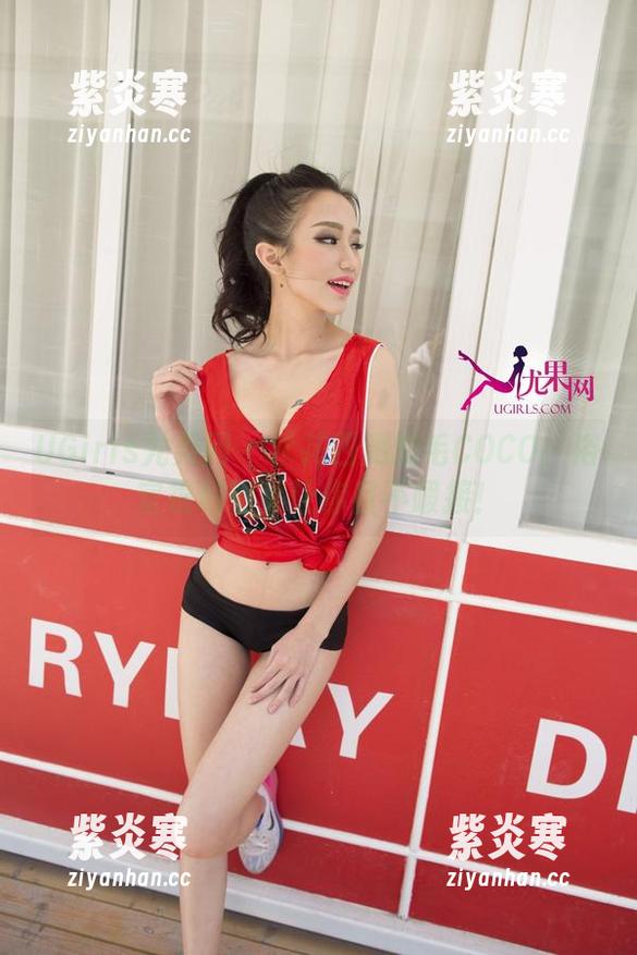 UGirls尤果网 - 水花四溅的毛COCO：浴室福利图集让你目不暇接！