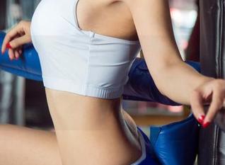 UGirls尤果网 – 图册出炉！颜爱泽的少女汇演，可能是你心中那个‘她’的梦境吧？