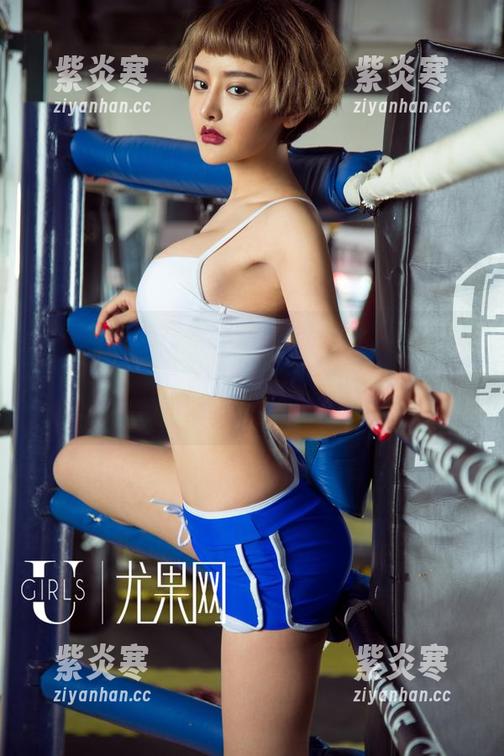 UGirls尤果网 - 图册出炉！颜爱泽的少女汇演，可能是你心中那个‘她’的梦境吧？