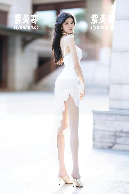 XIAOYU语画界 - 校园里的每一个角落，杨紫嫣Cynthia的定制图集让你看到隐藏的美