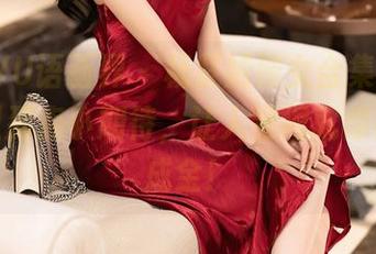 XIAOYU语画界 – 杨紫嫣修女合集，下载后心里那点小期待，让人觉得就像被点石成金！