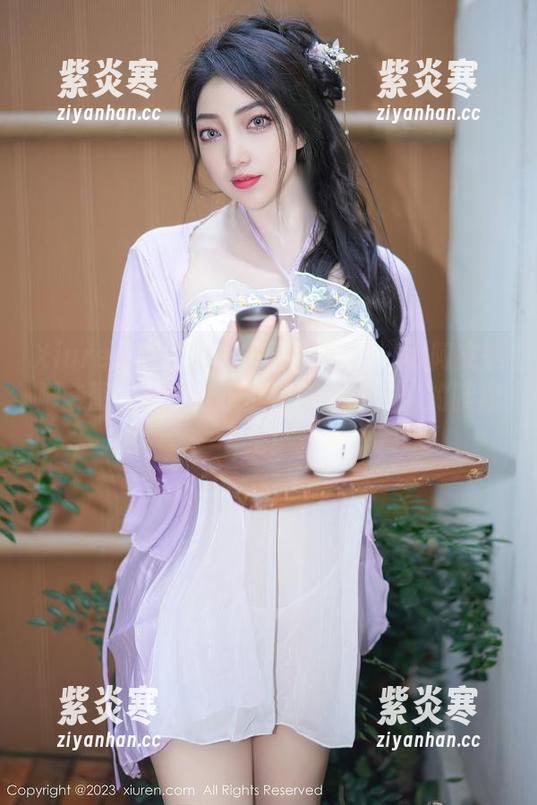 Xiuren秀人网 - 一图胜千言！UU阿文美脚套图，无圣光也能让你经验丰富的腿魔法！