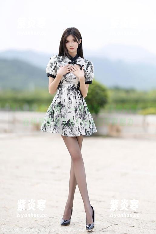 Xiuren秀人网-刘飞儿Faye Xiuren秀人网 - 一件校服,千种风情:在线欣赏刘飞儿Faye的写真魅力