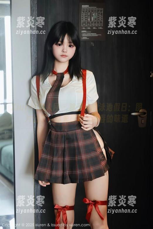 Xiuren秀人网 - 林子遥的泳池假日：图片分享，浮光掠影，青春的味道