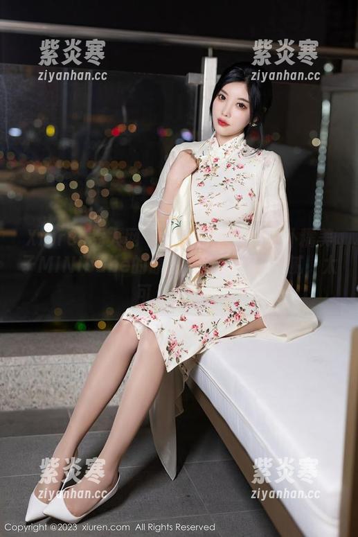 Xiuren秀人网 - 偷偷告诉你：女仆糯美子MINIbabe的原图写真，甜到发腻，太可爱了吧！