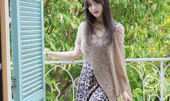 Xiuren秀人网 – 绮里嘉Carina的运动美学：私房作品，带着一点小调皮和无限想象。