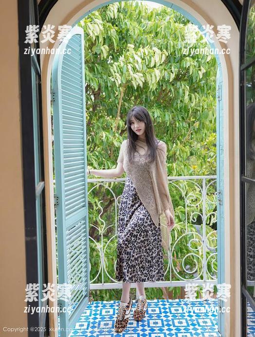 Xiuren秀人网 - 绮里嘉Carina的运动美学：私房作品，带着一点小调皮和无限想象。