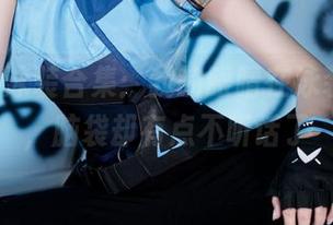 ZinieQ泳装合集：我的眼睛在泳装上游荡，脑袋却有点不听话了