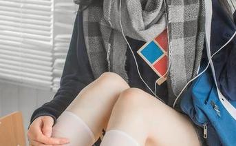 全套写真来袭：izumi泉桃子与透明护士的奇妙碰撞，旋转、流转，故事待续。