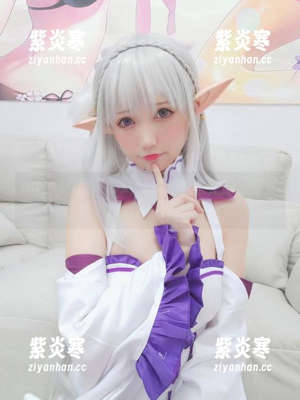 nagisa魔物喵的加藤惠写真作品，带你走进幽默的光影世界！