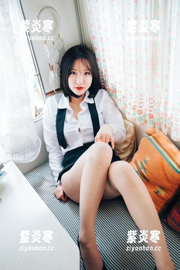 yeeun孙乐乐丝袜写真，图库分享中的小奢侈，谁还在等？