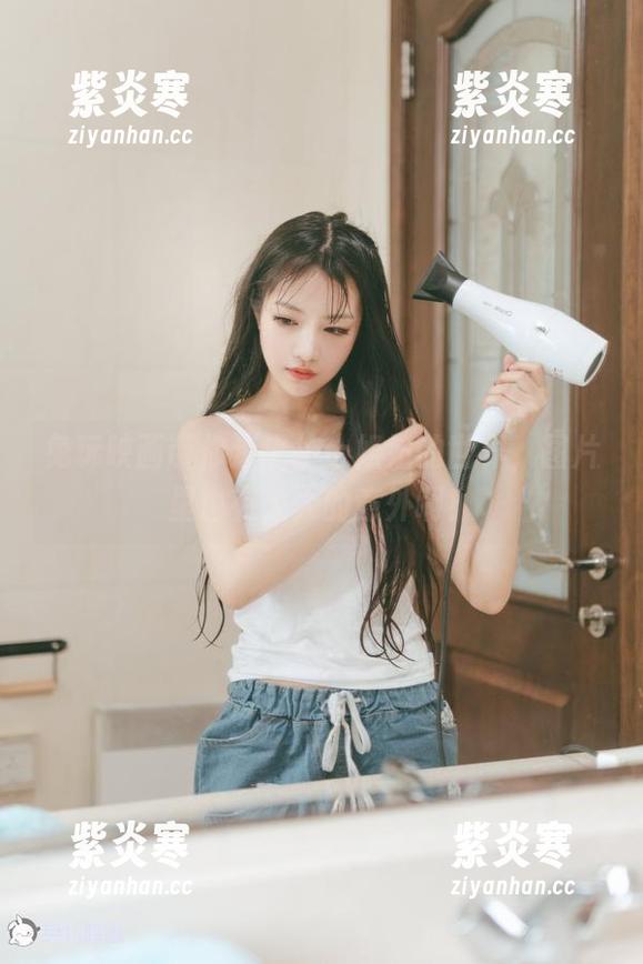 兔玩映画带你走进护士姐姐的世界，图片里也有大大的意外啊！