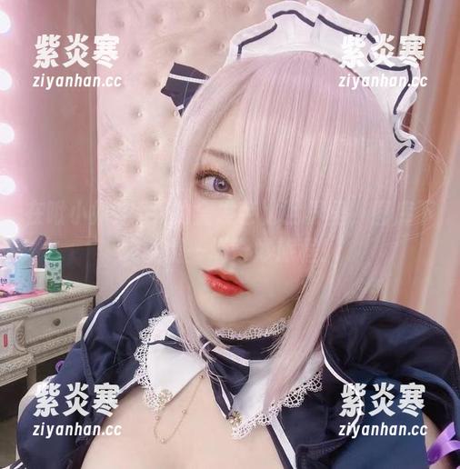 在啾小妍Deer的金发芭比世界里，图库下载就是一场奇妙旅程！