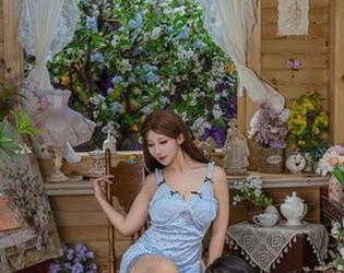 奶桃桃的吊带高清图册，越看越觉得这是什么神仙颜值啊？