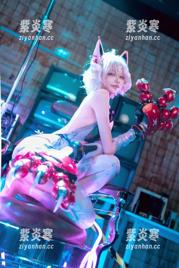 安食Ajiki 最新安食Ajiki少女Cos,谁说宅女就不能美翻天?