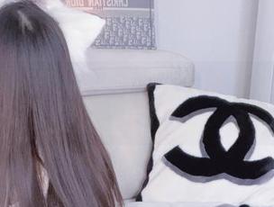 发现小小奶瓶儿：珍珠人鱼加长版，高清图库里的宝藏