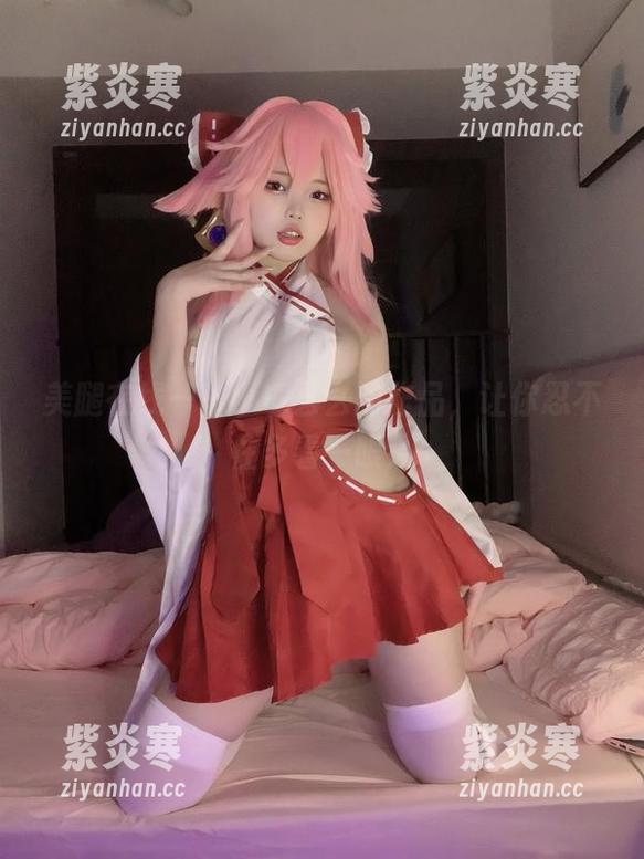 小瑶幺幺 美腿在线——小瑶幺幺的作品,让你忍不住多看一眼!