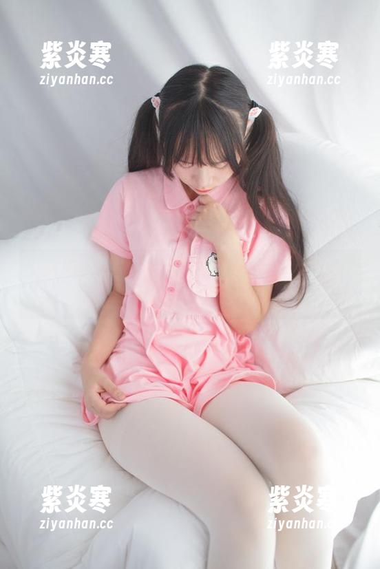 少女秩序-小葵 少女秩序 - 小葵的美腿:不看你会后悔的图库资源!
