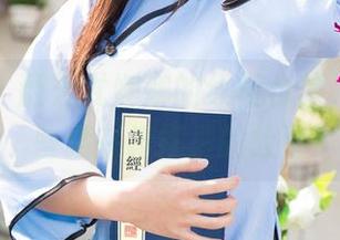 尤果网 – 翻开尤娜娜的红裙合集，发现那些藏在裙摆里的故事