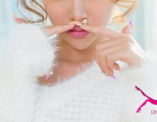 尤果网 – 一秒钟变女王？王尔琳的私拍美图教你如何！