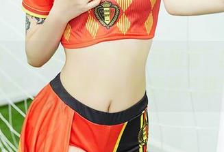 尤蜜荟 – 合集：“合法萝莉姐姐”的万种风情，一图不够，懒得自已挑！