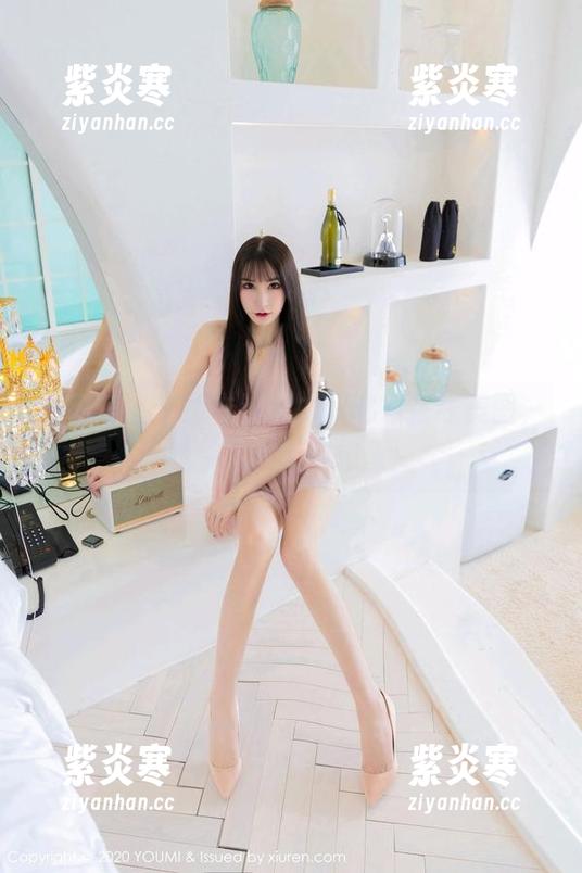 尤蜜荟-娜露 尤蜜荟 - 连体衣的魔力,娜露在线美图,秒杀你的所有想象!