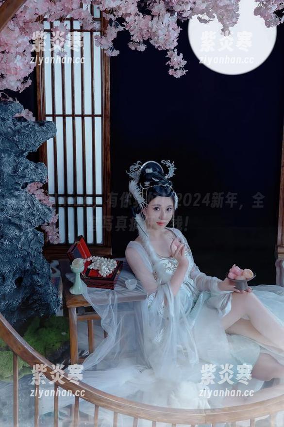 年年Nnian，有你真好！2024新年，全套写真疯狂上线！