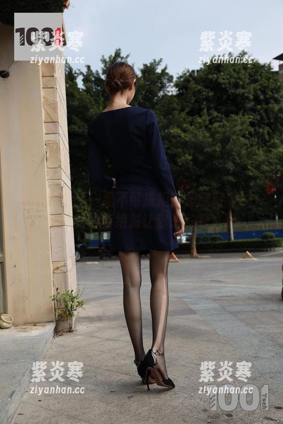 异思趣向 - 一组不可抗拒的长腿制服——团团的写真绝对让你想多看几遍