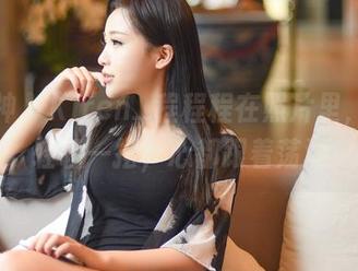 推女神 – Kiren_程程程在照片里，灰丝轻轻一摆，心都跟着荡漾