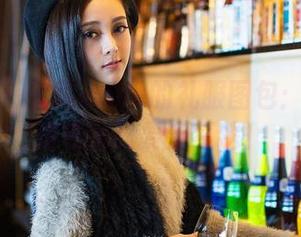 推女神 – 欧尼anne的礼服图包：优雅得仿佛随时要走红毯！