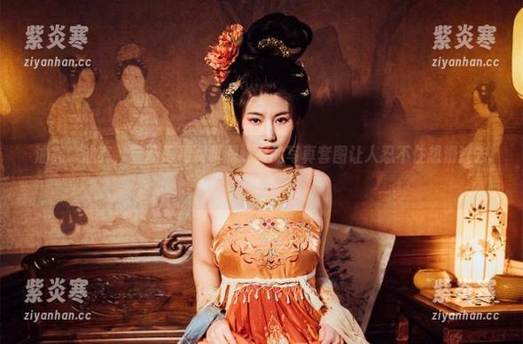 油亮、油亮，星澜是澜澜叫澜妹呀的写真套图让人忍不住想滑过去！