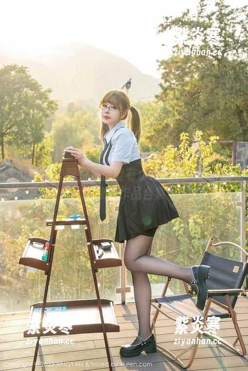 星颜社 - 职业装也能有小心机——潘娇娇的独特作品合集