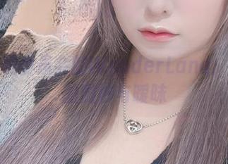 再看月城委员会的WonderLand：套图里的微妙与暧昧