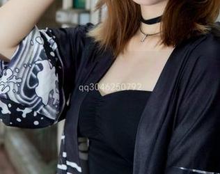 梦丝女神 – 晓晓的天使合集：当你发现你身边的‘天使’其实在悄悄偷吃薯片！