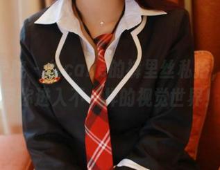 模范学院 – 徐cake的裤里丝私拍，原图带你进入不一样的视觉世界！