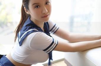 模范学院 – 福利时间到！艾希儿的白丝作品比我前任的消息还让人心跳加速！