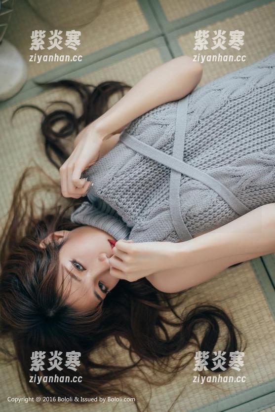 波萝社 - 夏美酱的师生恋特辑，写真集里的那些‘不正经’授课时光！