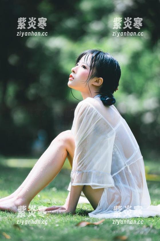 花嫁谁家？清水由乃自拍原图大揭秘，好吧其实就是我！