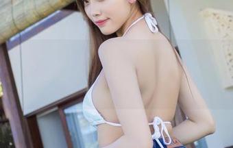 爱蜜社 – 乐薇Vivi的比基尼写真：游走在美与尴尬之间