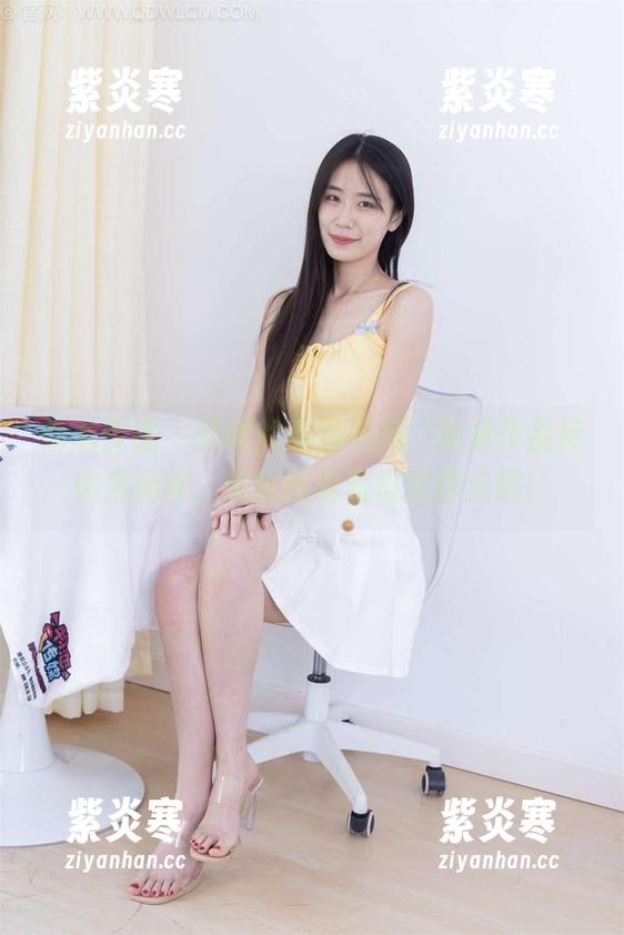 物恋传媒 - 佳琪的麦田与风，免费作品等你来揭晓，感觉就像和自然聊天呢！