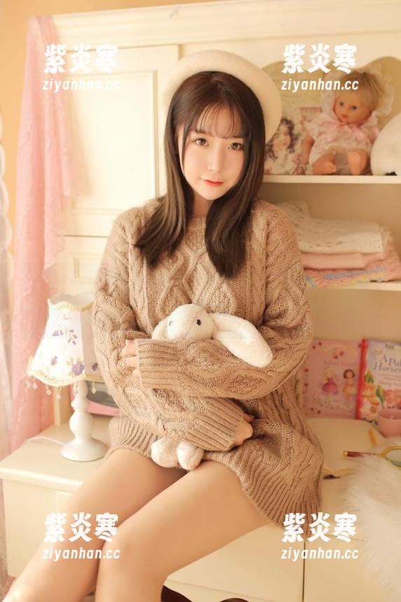 从未见过的猫九酱，女仆泳装图集等你来撩！