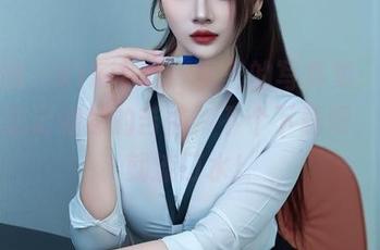 秀人网 – Kikibaby女王的写真集：让你瞬间忘记健身的苦恼，下个下载吧，看着就流口水！