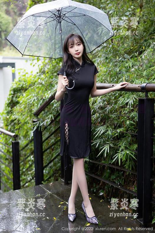 秀人网 - Mila嘟嘟，剧情满分！这组美图完全是视觉的调皮捣蛋鬼。
